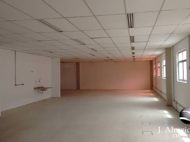 Galpão para Locação em Jandira - 5